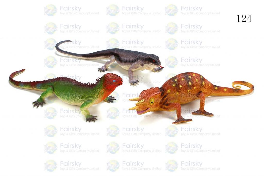 18"-21.5" PVC LIZARDS 3 STYLES