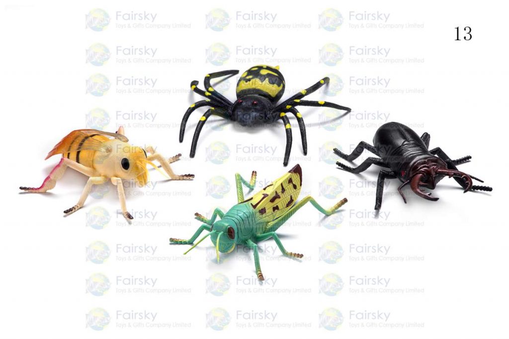 5" PVC AUTHENTIC INSECTS 4 STYLES