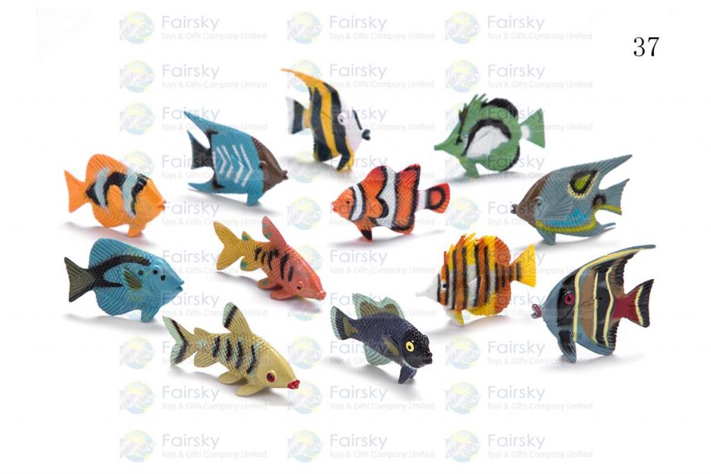 1.5" PVC TROPICAL FISH 6 STYLES, 12 COLORS