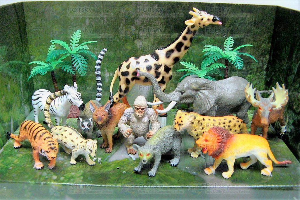 Set of 14pcs Wild Animals with Palm Trees