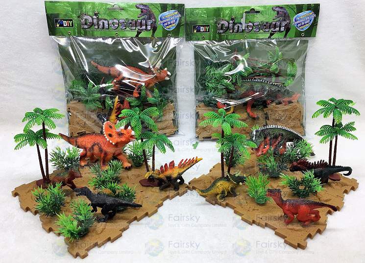 Dinosaurs with Accessories Set