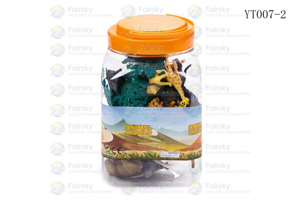 WILD ANIMALS WITH ACCESSORIES IN PLASTIC TUB